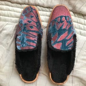 Free People Slide On Fur Lined Mules